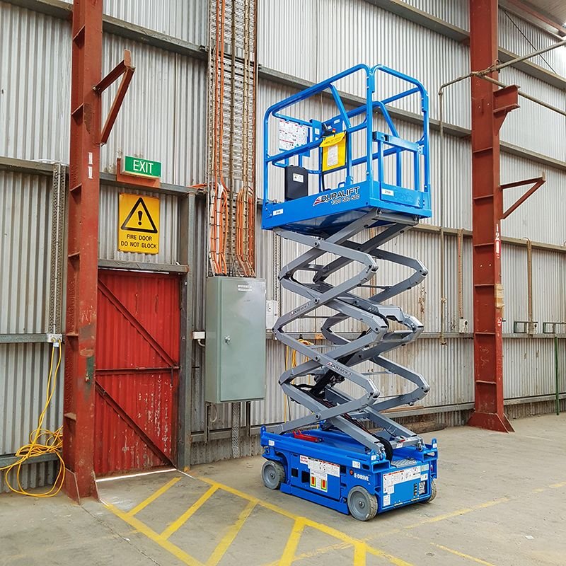 Alquiler de Tijera Scissor Lift en Peru - CAHE UP PERU